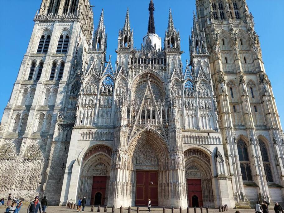 L'Essentiel - Tout Inclus ! Petit Dejeuner, Canal Plus, Netflix, Literie, Serviettes Rouen Exteriér fotografie