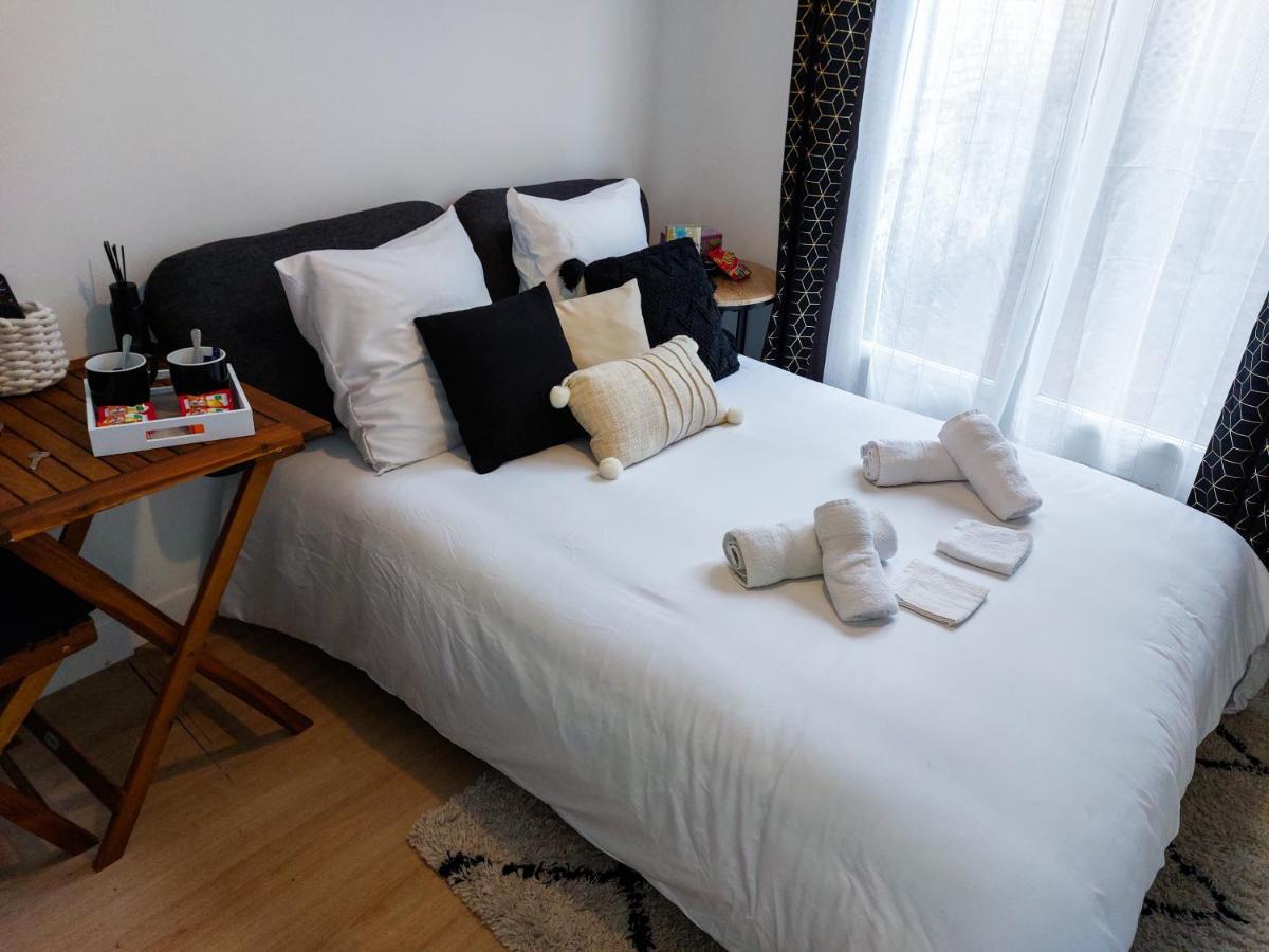 L'Essentiel - Tout Inclus ! Petit Dejeuner, Canal Plus, Netflix, Literie, Serviettes Rouen Exteriér fotografie